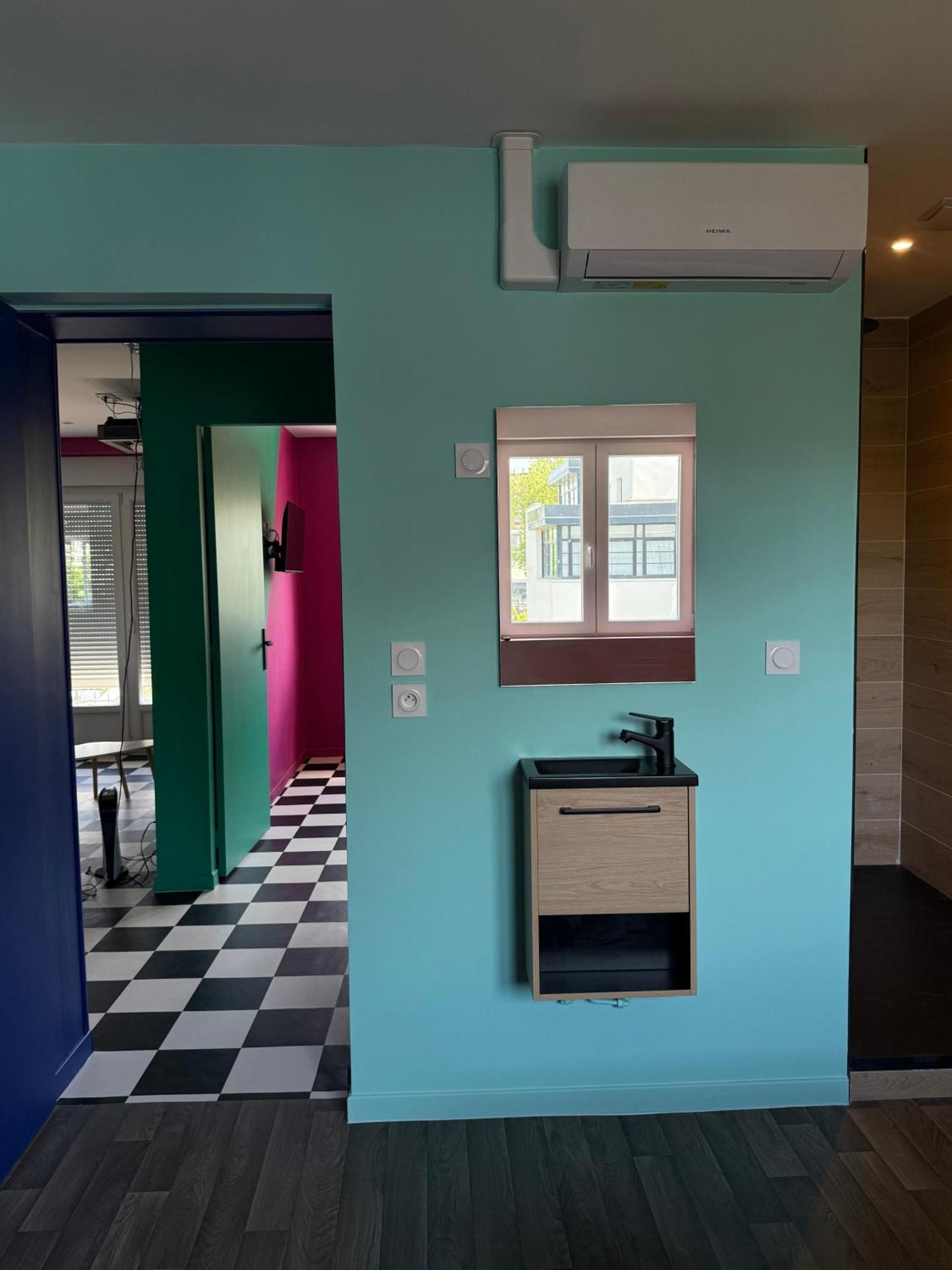 Capsule Retour Vers Le Futur Maubeuge Zewnętrze zdjęcie